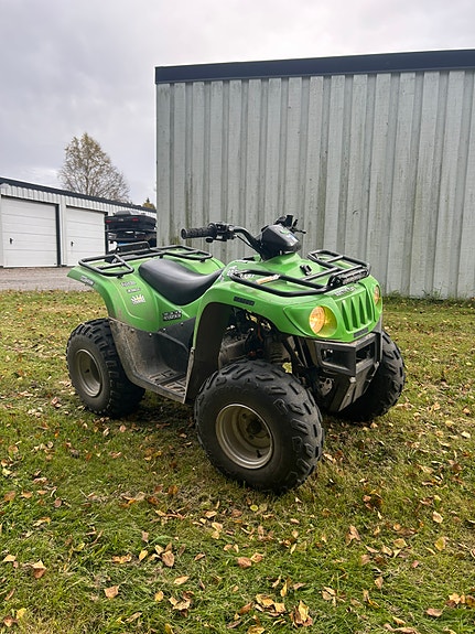 Arctic-cat 2 of 4