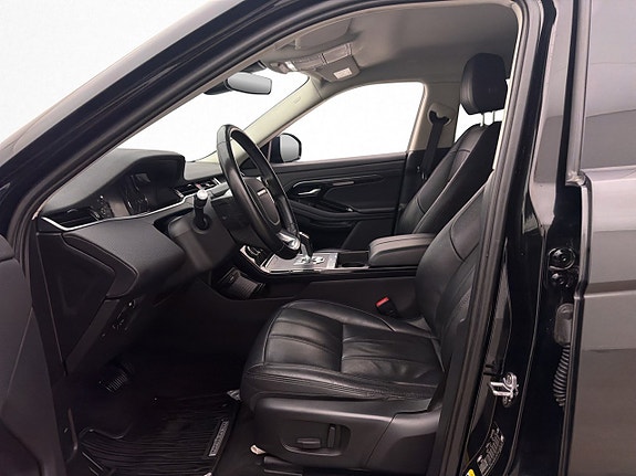 Land Rover Range Rover Evoque 13 of 28