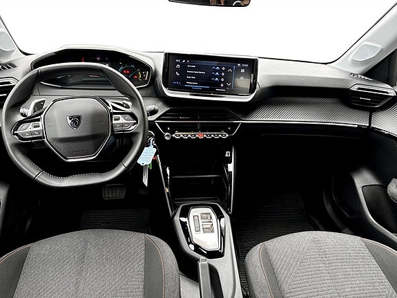 Peugeot 208 7 of 15