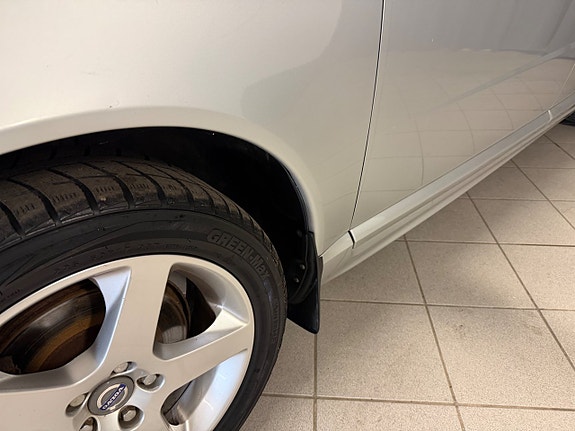 Volvo V70 26 of 27