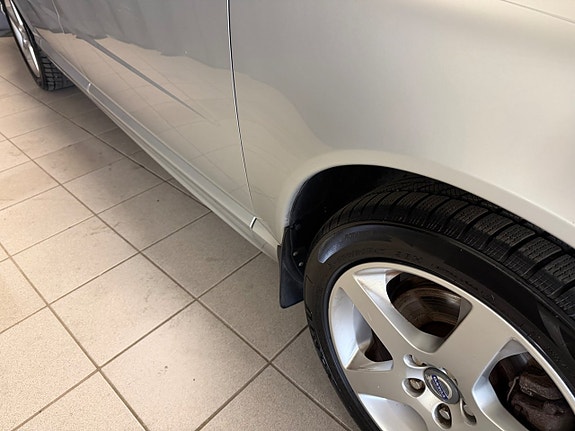 Volvo V70 25 of 27