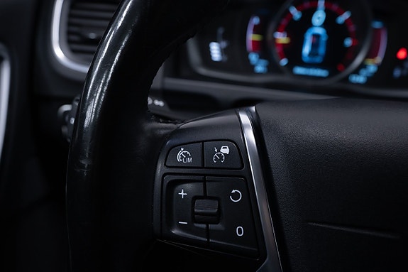 Volvo V60 18 of 25