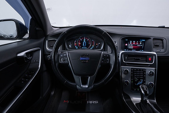 Volvo V60 17 of 25