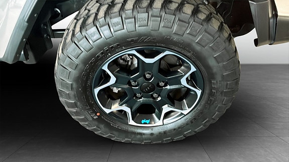 Jeep Wrangler Unlimited 9 of 12