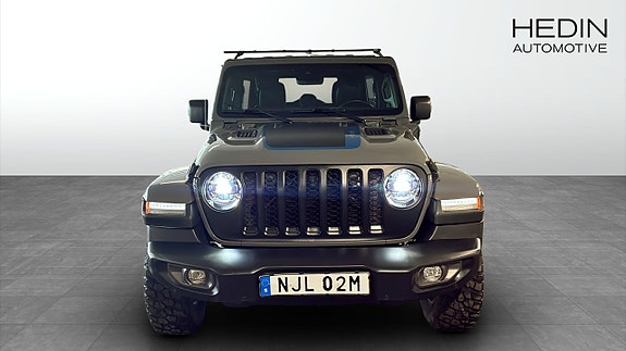 Jeep Wrangler Unlimited 8 of 12