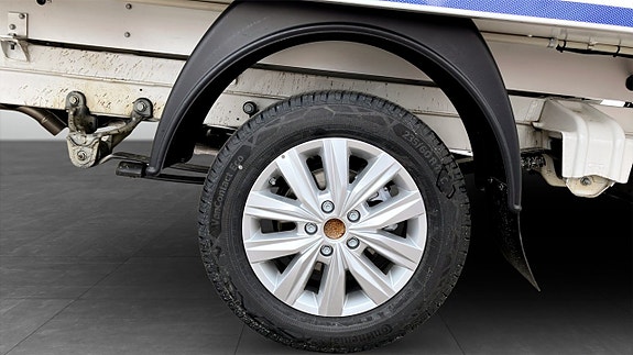 Volkswagen Crafter 5 of 11