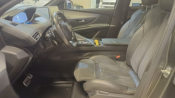 Peugeot 3008 5 of 14