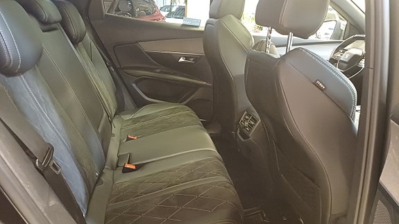 Peugeot 3008 8 of 14