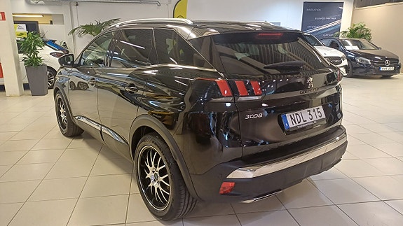 Peugeot 3008 4 of 14