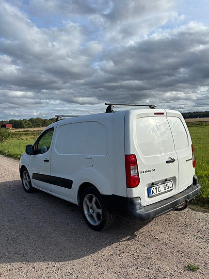 Peugeot Partner 2 of 6