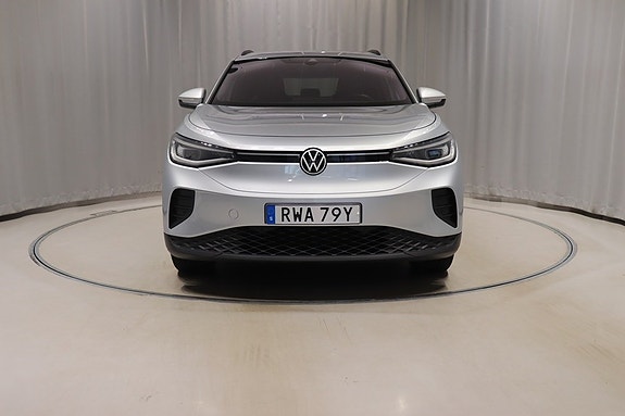 Volkswagen ID.4 2 of 11
