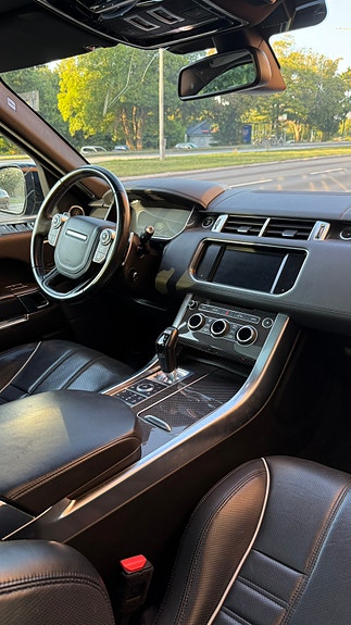 Land Rover Range Rover Sport 30 of 30