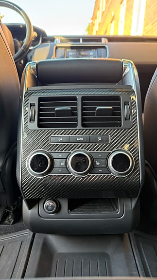 Land Rover Range Rover Sport 18 of 30