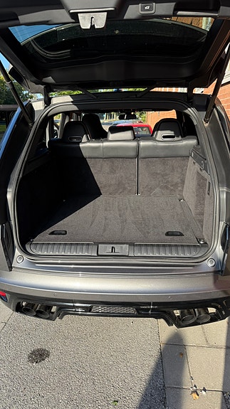 Land Rover Range Rover Sport 10 of 30