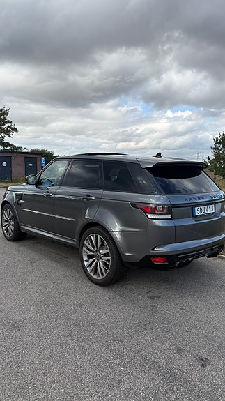 Land Rover Range Rover Sport 3 of 30