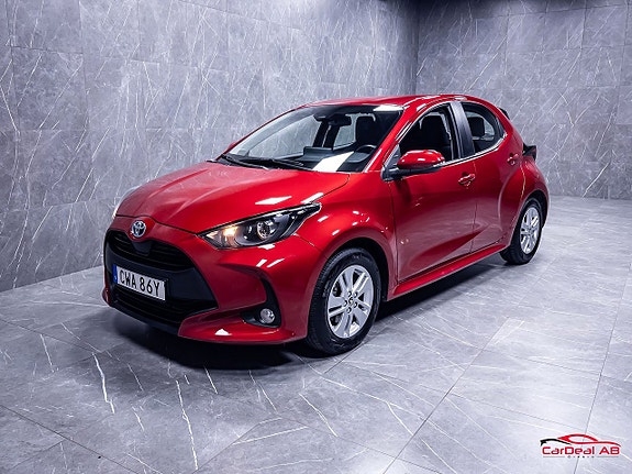 Toyota Yaris 3 of 25