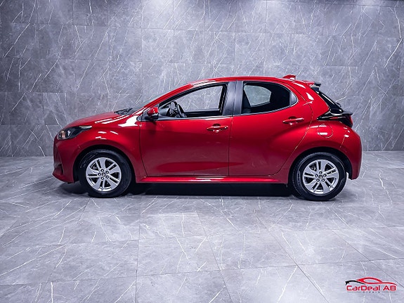 Toyota Yaris 4 of 25