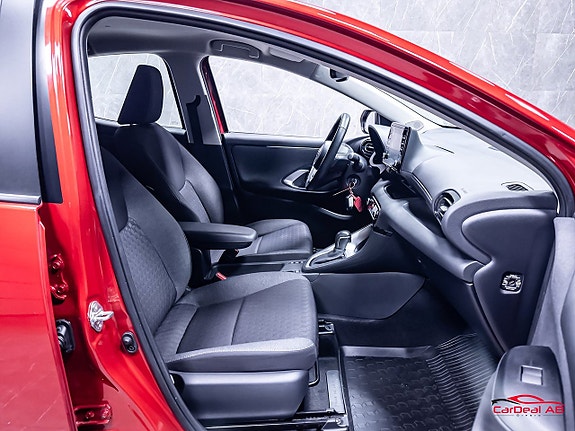 Toyota Yaris 15 of 25