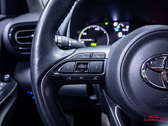 Toyota Yaris 20 of 25