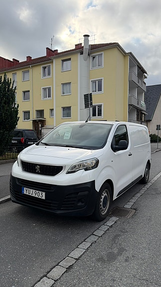 Peugeot Expert 2 of 8