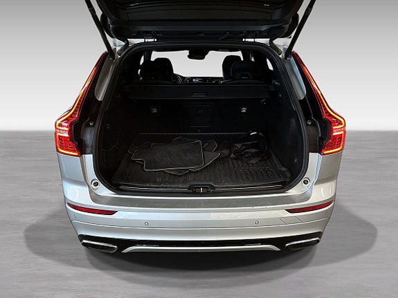 Volvo XC60 11 of 14