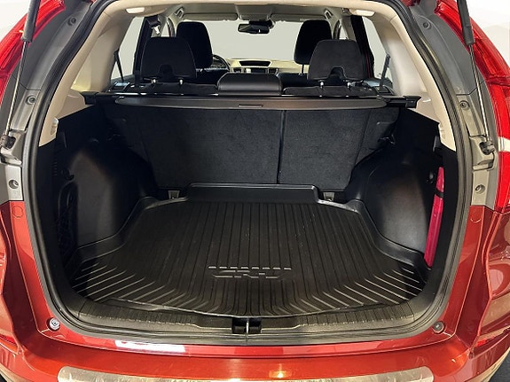 Honda CR-V 10 of 16