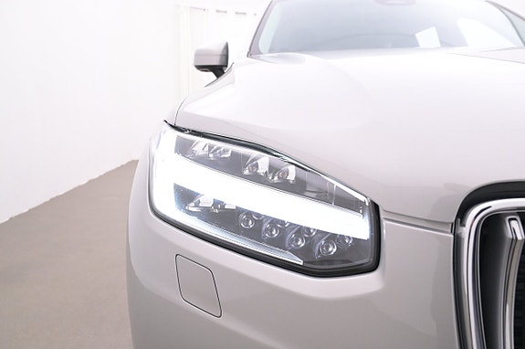 Volvo XC90 26 of 27
