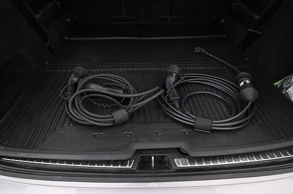 Volvo XC90 25 of 27
