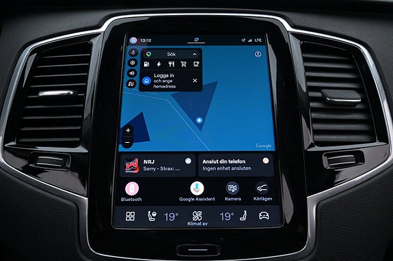 Volvo XC90 11 of 27