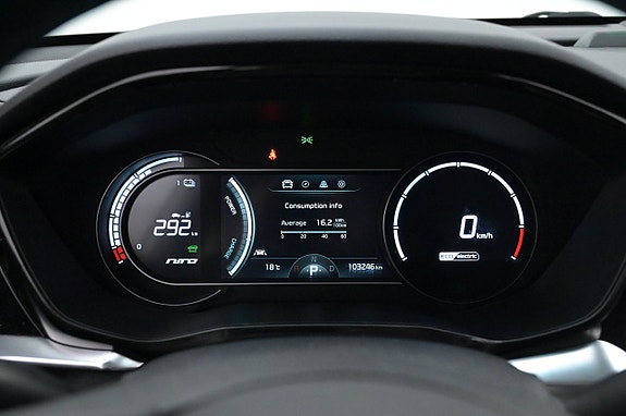 Kia e-Niro 8 of 27