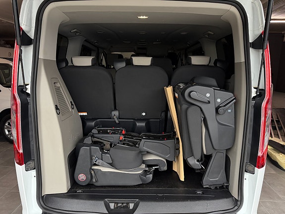 Ford Custom Tourneo 14 of 30