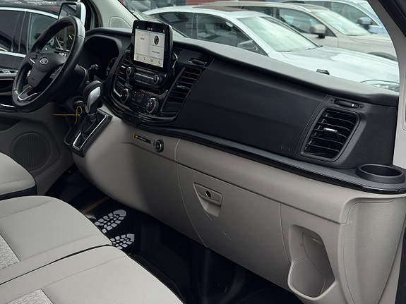 Ford Custom Tourneo 23 of 30