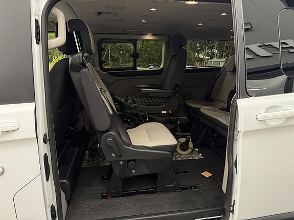 Ford Custom Tourneo 20 of 30