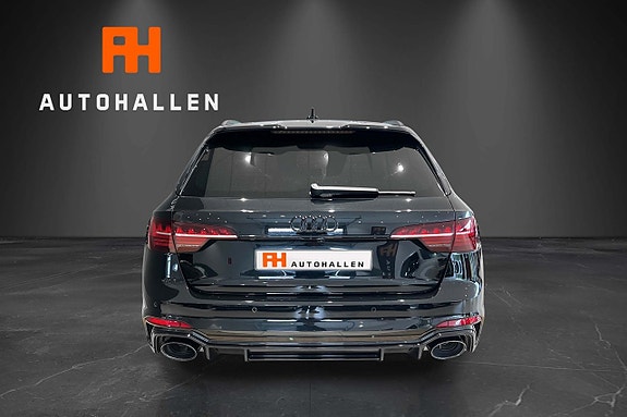 Audi RS4 7 of 26