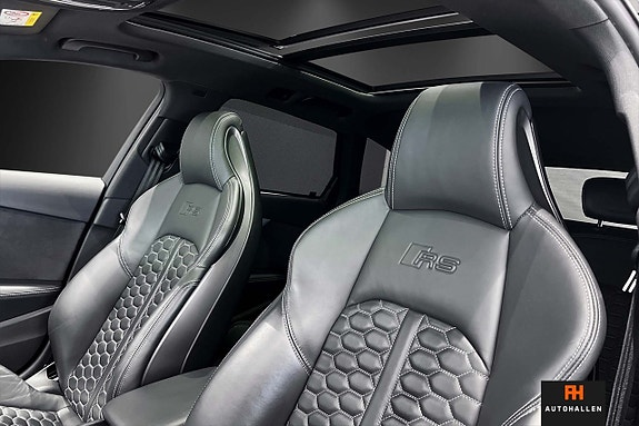 Audi RS4 19 of 26