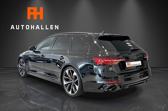 Audi RS4 6 of 26