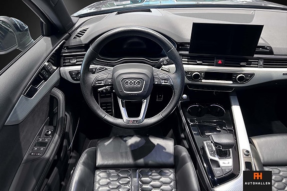 Audi RS4 16 of 26
