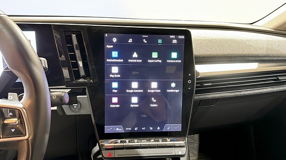 Renault Megane E-Tech 9 of 18