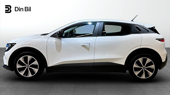Renault Megane E-Tech 2 of 18
