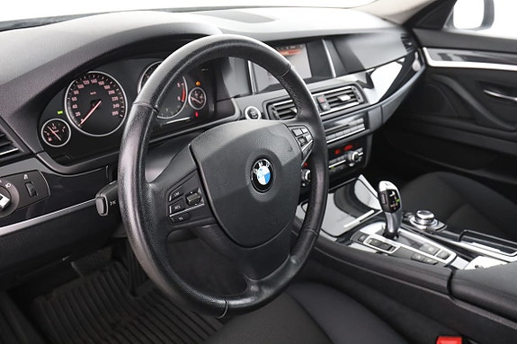 BMW 520d 12 of 30