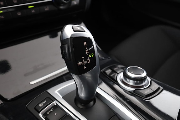 BMW 520d 25 of 30