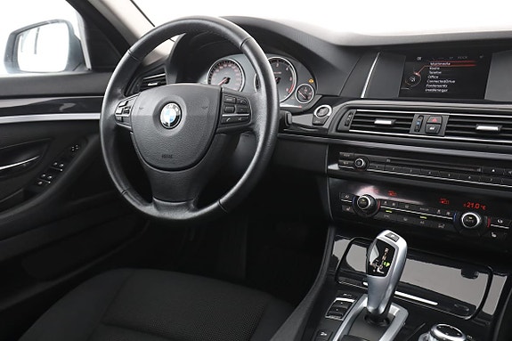 BMW 520d 14 of 30