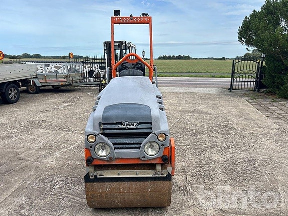 Asfaltsvält Hamm HD 8 2 of 6