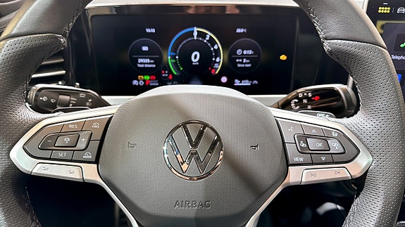 Volkswagen Passat 20 of 23
