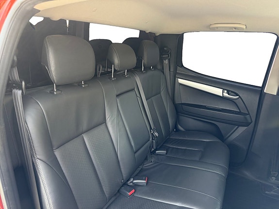 Isuzu D-max 17 of 17