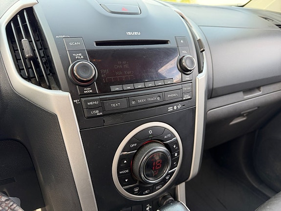 Isuzu D-max 14 of 17