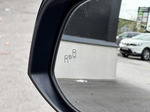 Toyota RAV4 15 of 17
