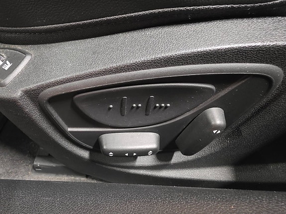 Renault Laguna 9 of 25