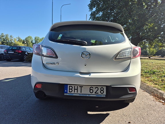 Mazda 3 7 of 13