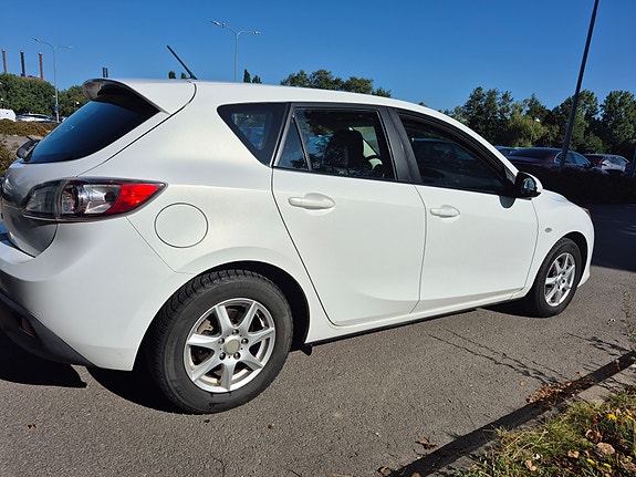 Mazda 3 8 of 13